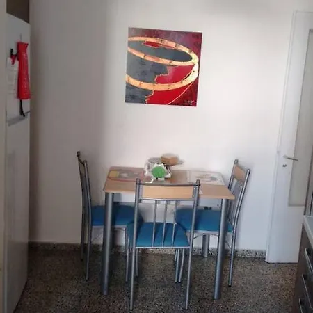 Appartement Just Renovated Studio Very Close To Port- Disιnfected After Each Check Out